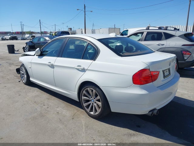 46030394 :رقم المزاد ، WBAPH7G57BNN07806 vin ، 2011 Bmw 328i مزاد بيع