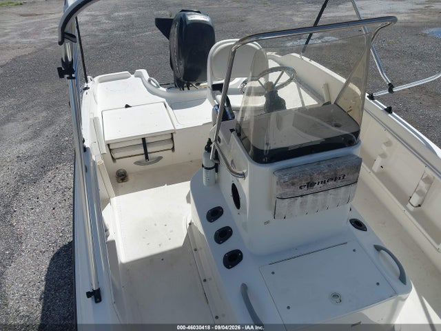 2017 Bayliner 16' მანქანა იყიდება აუქციონზე, vin: BLBX3699C717, აუქციონის ნომერი: 46030418