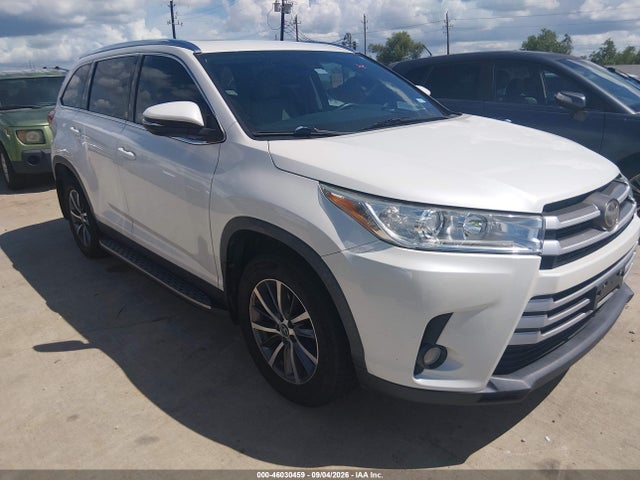 2019 5TDKZRFH9KS561166 main image