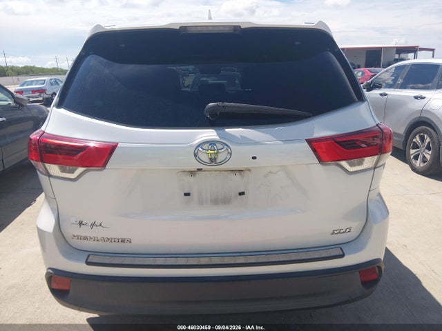 Toyota Highlander Xle 2019 5TDKZRFH9KS561166 Image 16