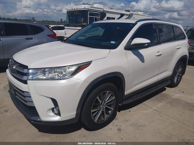 Toyota Highlander Xle 2019 5TDKZRFH9KS561166 Image 2