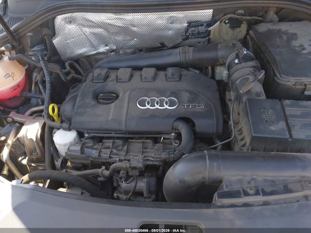 Audi Q3 2.0t Premium Plus 2015 WA1BFCFS6FR013352 Image 10