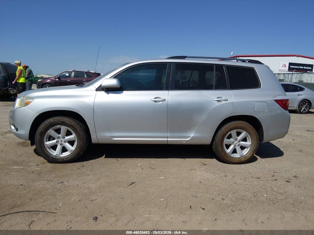 46030483 :رقم المزاد ، 5TDZK3EH2AS012490 vin ، 2010 Toyota Highlander Base V6 مزاد بيع