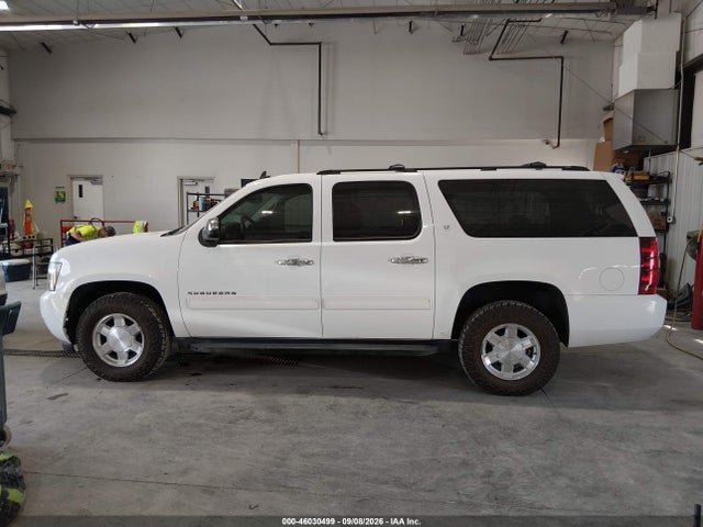 1GNSKJE74ER207029 Chevrolet Suburban 1500 Lt