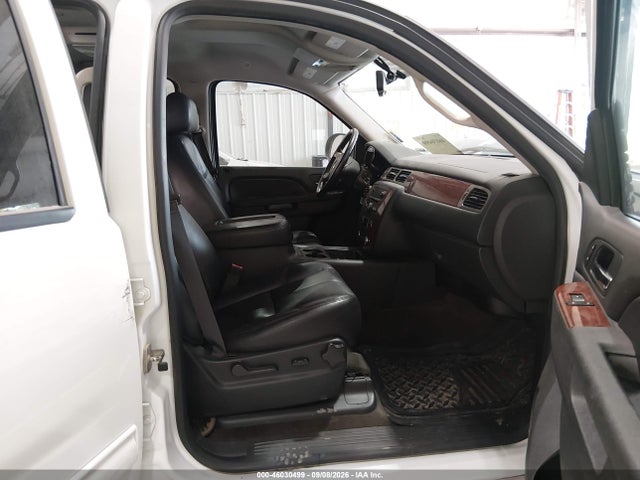 1GNSKJE74ER207029 Chevrolet Suburban 1500 Lt