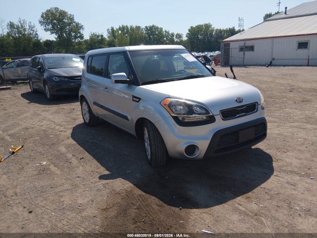 2013 Kia Soul მანქანა იყიდება აუქციონზე, vin: KNDJT2A53D7576678, აუქციონის ნომერი: 46030519