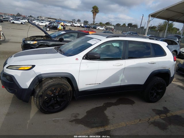 46030534 :رقم المزاد ، 1C4PJMBB5EW317391 vin ، 2014 Jeep Cherokee Trailhawk مزاد بيع