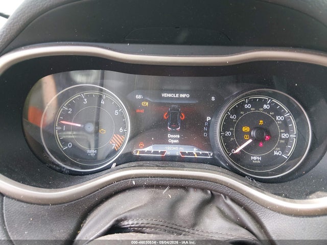 46030534 :رقم المزاد ، 1C4PJMBB5EW317391 vin ، 2014 Jeep Cherokee Trailhawk مزاد بيع