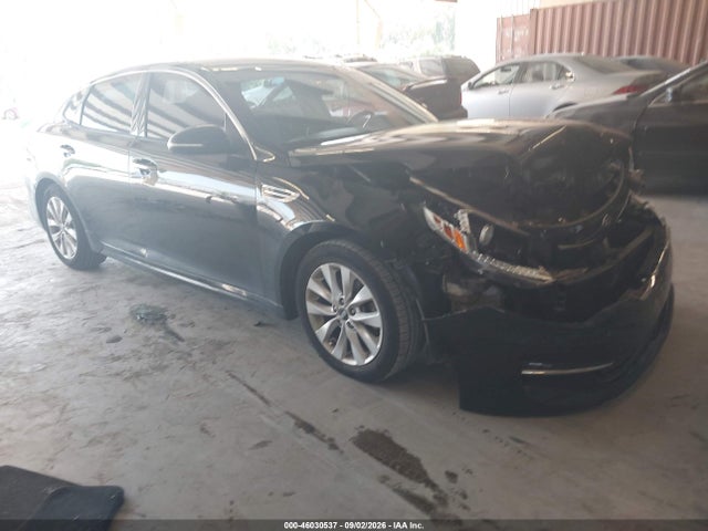 Продаж на аукціоні авто 2017 Kia Optima Ex, vin: 5XXGU4L37HG166493, номер лоту: 46030537