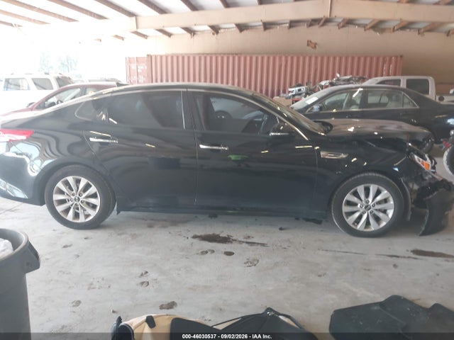 Продаж на аукціоні авто 2017 Kia Optima Ex, vin: 5XXGU4L37HG166493, номер лоту: 46030537
