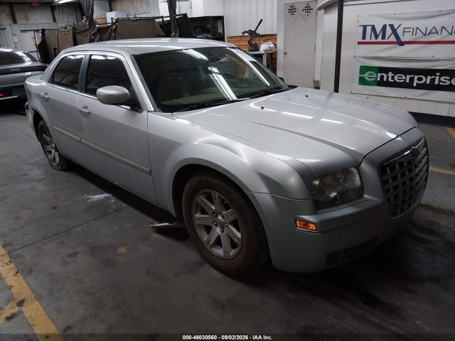 Продажа на аукционе авто 2006 Chrysler 300 Touring, vin: 2C3KA53G16H464676, номер лота: 46030560