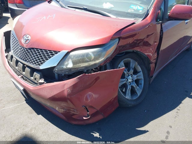 Продажа на аукционе авто 2016 Toyota Sienna Se 8 Passenger, vin: 5TDXK3DC3GS706272, номер лота: 46030571