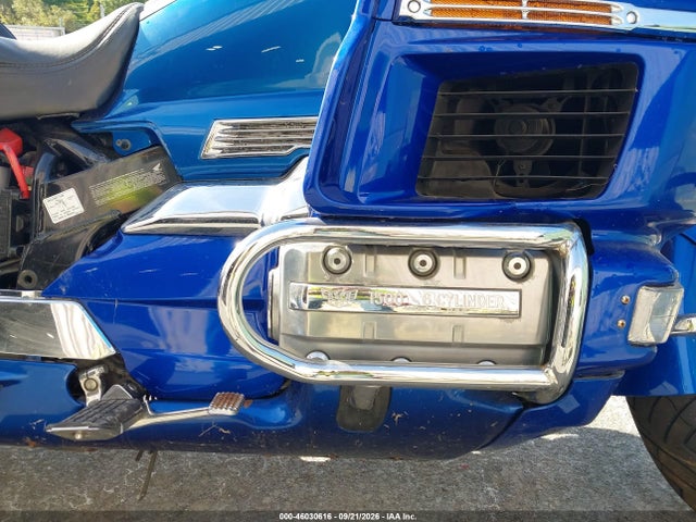 46030616 :رقم المزاد ، 1HFSC2201TA801047 vin ، 1996 Honda Gl1500 A/2 مزاد بيع