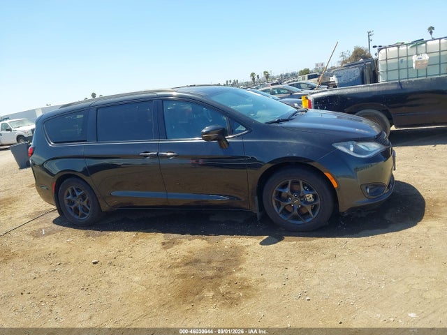 Aukcja sprzedaży 2018 Chrysler Pacifica Limited, vin: 2C4RC1GG4JR261937, numer aukcji: 46030644