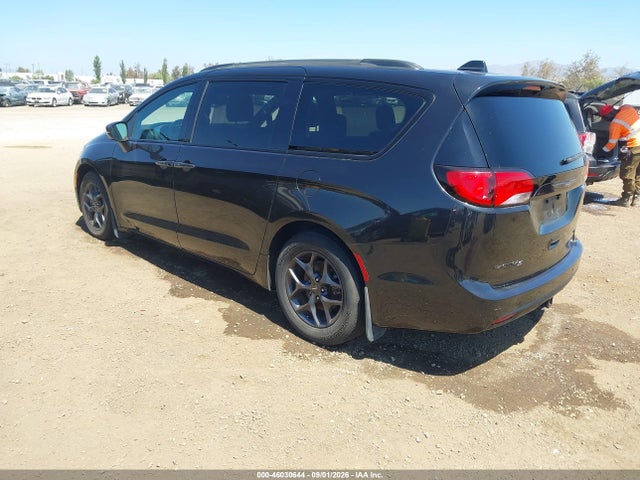 Aukcja sprzedaży 2018 Chrysler Pacifica Limited, vin: 2C4RC1GG4JR261937, numer aukcji: 46030644