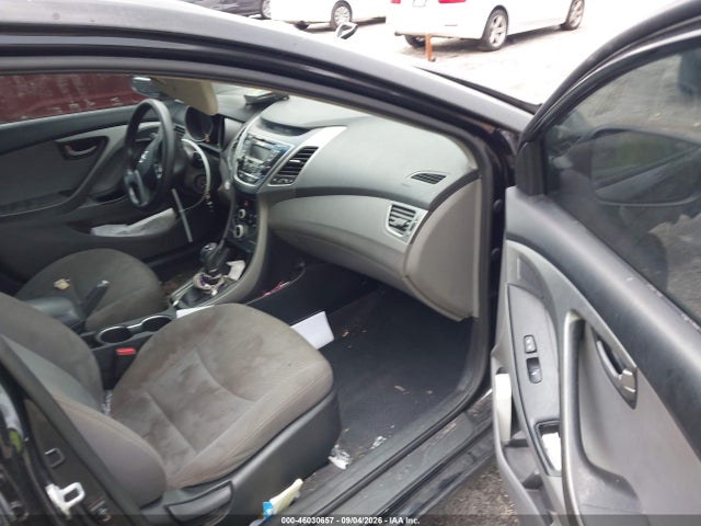 Продажа на аукционе авто 2015 Hyundai Elantra Se, vin: KMHDH4AE8FU439553, номер лота: 46030657