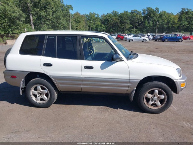 46030703 :رقم المزاد ، JT3HP10V9W7105477 vin ، 1998 Toyota Rav4 مزاد بيع