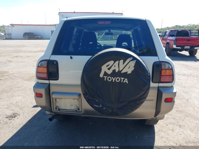 46030703 :رقم المزاد ، JT3HP10V9W7105477 vin ، 1998 Toyota Rav4 مزاد بيع