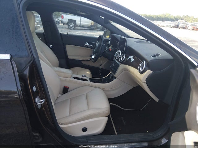 46030753 :رقم المزاد ، WDDSJ4EB5FN165373 vin ، 2015 Mercedes-benz Cla 250 مزاد بيع