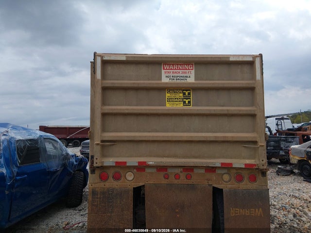 46030849 :رقم المزاد ، 1M2P267C2TM024711 vin ، 1996 Mack 600 Rd600 مزاد بيع