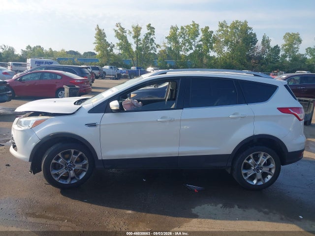 2014 Ford Escape Titanium მანქანა იყიდება აუქციონზე, vin: 1FMCU9J9XEUD52677, აუქციონის ნომერი: 46030863