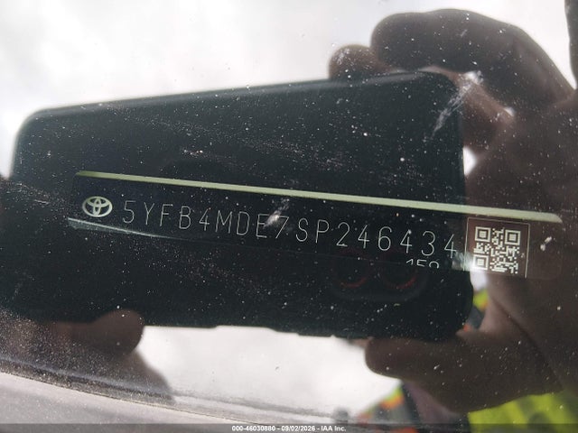 5YFB4MDE7SP246434 Toyota COROLLA LE
