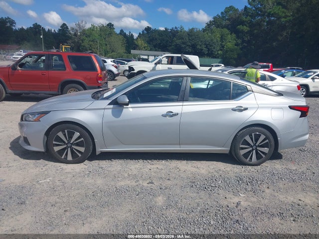 46030892 :رقم المزاد ، 1N4BL4DV0NN360222 vin ، 2022 Nissan Altima Sv Fwd مزاد بيع