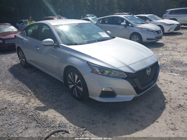 46030892 :رقم المزاد ، 1N4BL4DV0NN360222 vin ، 2022 Nissan Altima Sv Fwd مزاد بيع