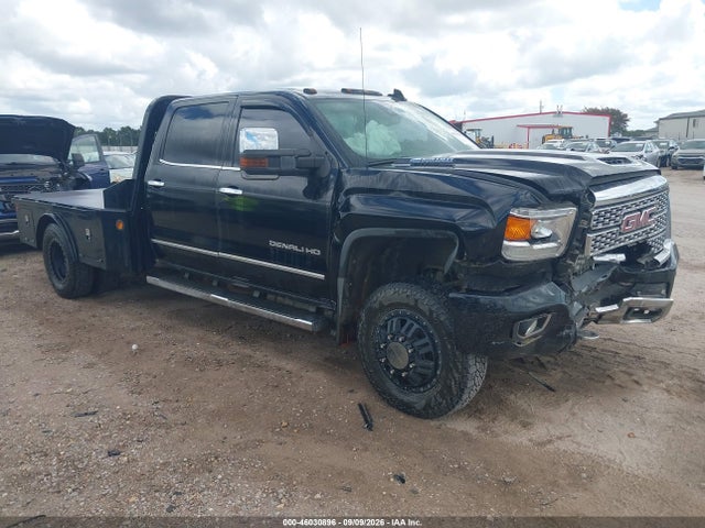 46030896 :رقم المزاد ، 1GT42WEY5KF268927 vin ، 2019 Gmc Sierra K3500 Denali مزاد بيع