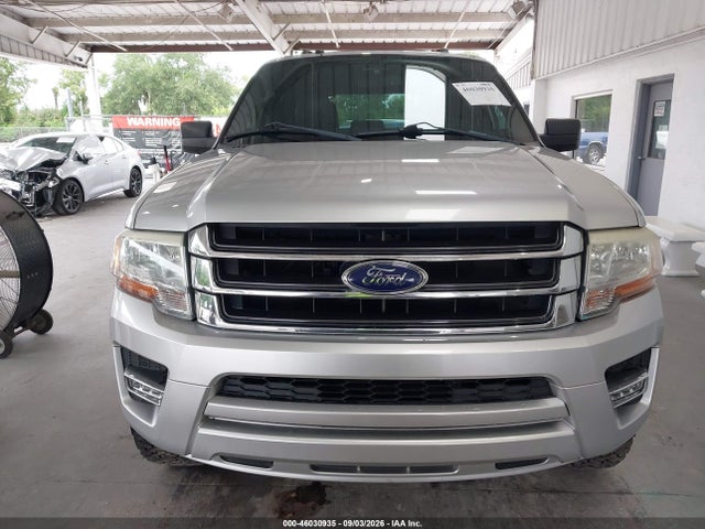 Продаж на аукціоні авто 2015 Ford Expedition Xlt, vin: 1FMJU1HT2FEF31026, номер лоту: 46030935