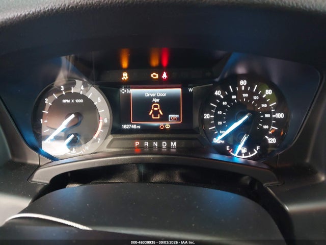 Продаж на аукціоні авто 2015 Ford Expedition Xlt, vin: 1FMJU1HT2FEF31026, номер лоту: 46030935