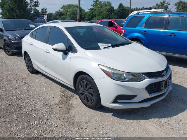46030940 :رقم المزاد ، 1G1BC5SMXH7195159 vin ، 2017 Chevrolet Cruze Ls Auto مزاد بيع