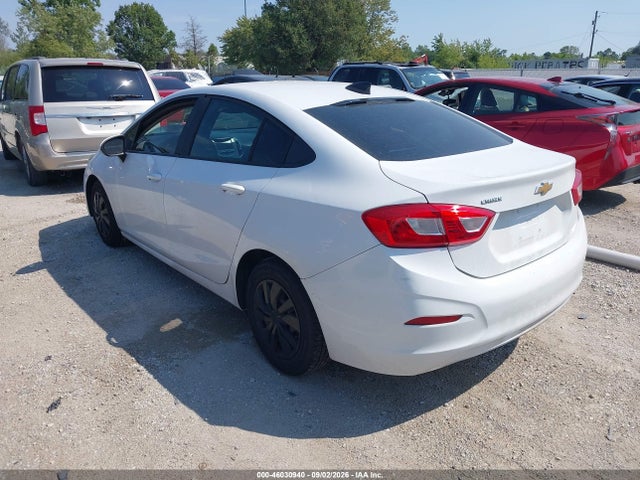 46030940 :رقم المزاد ، 1G1BC5SMXH7195159 vin ، 2017 Chevrolet Cruze Ls Auto مزاد بيع