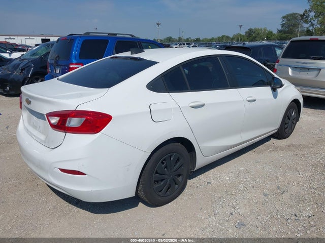 46030940 :رقم المزاد ، 1G1BC5SMXH7195159 vin ، 2017 Chevrolet Cruze Ls Auto مزاد بيع