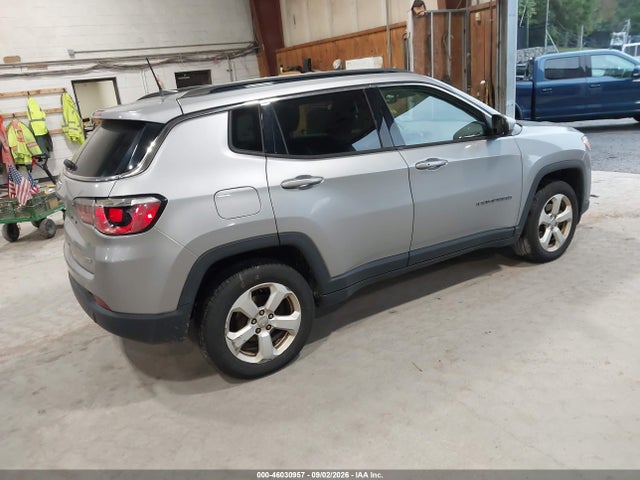Продаж на аукціоні авто 2017 Jeep New Compass Latitude 4x4, vin: 3C4NJDBB2HT660399, номер лоту: 46030957