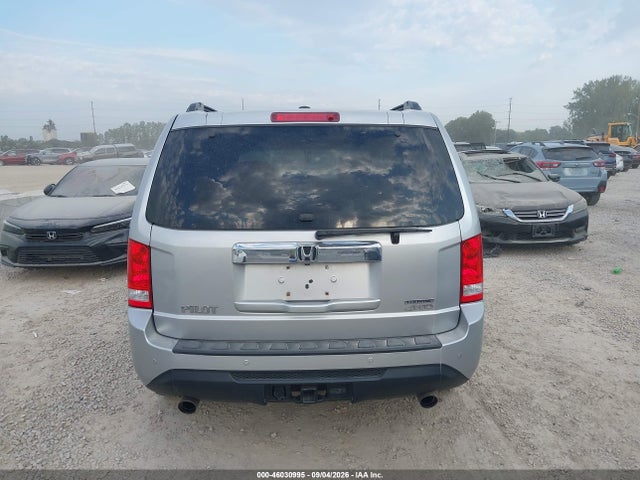 46030995 :رقم المزاد ، 5FNYF4H9XFB041015 vin ، 2015 Honda Pilot Touring مزاد بيع