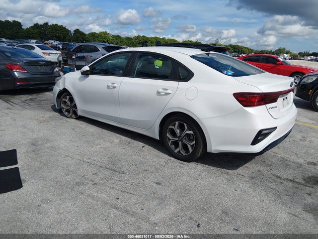 Продажа на аукционе авто 2021 Kia Forte Lxs, vin: 3KPF24AD9ME324963, номер лота: 46031017