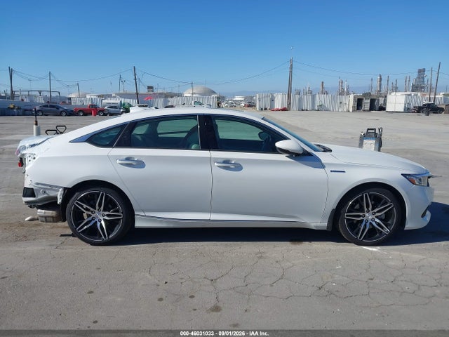 1HGCV3F97NA027060 Honda Accord Hybrid Touring