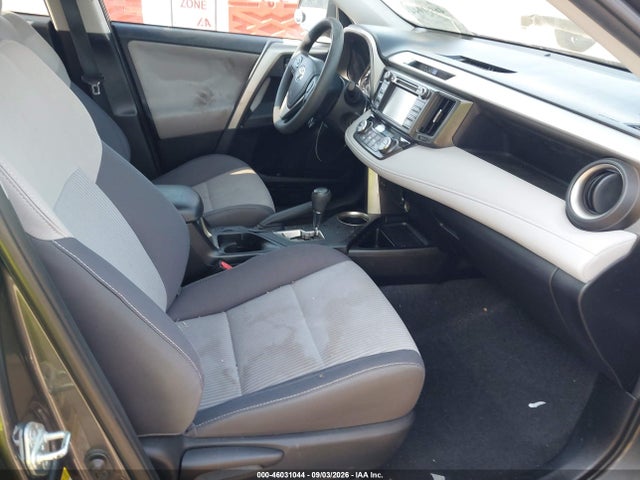 Продаж на аукціоні авто 2015 Toyota Rav4 Xle, vin: 2T3WFREV6FW211788, номер лоту: 46031044