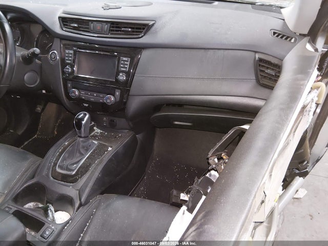 2017 Nissan Rogue Sl მანქანა იყიდება აუქციონზე, vin: JN8AT2MT0HW152272, აუქციონის ნომერი: 46031047
