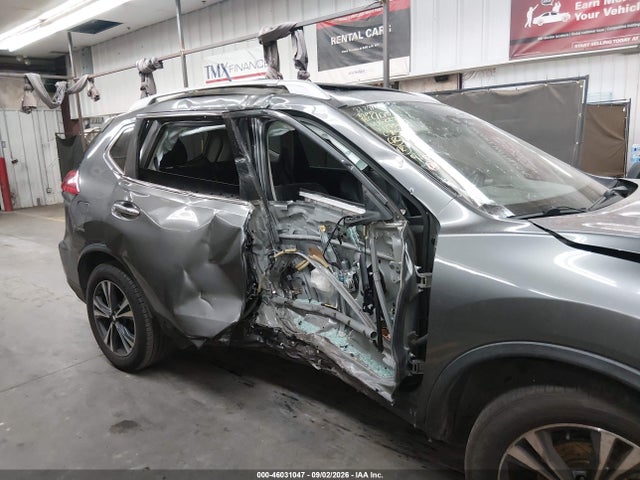 2017 Nissan Rogue Sl მანქანა იყიდება აუქციონზე, vin: JN8AT2MT0HW152272, აუქციონის ნომერი: 46031047