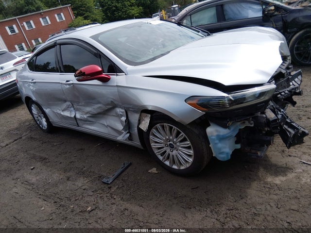 46031051 :رقم المزاد ، 3FA6P0LU0ER300655 vin ، 2014 Ford Fusion Hybrid Se مزاد بيع