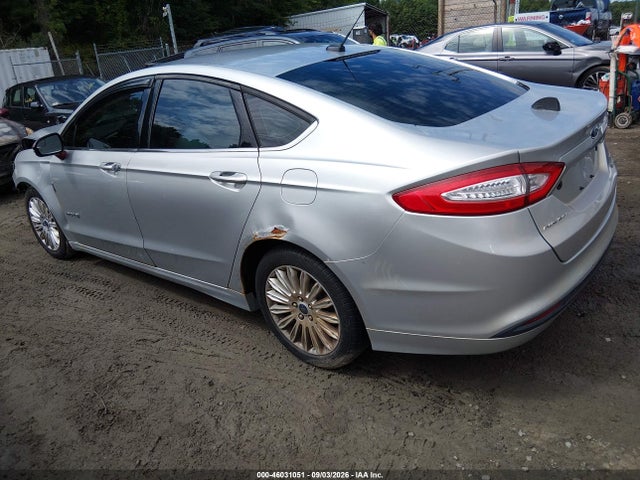 46031051 :رقم المزاد ، 3FA6P0LU0ER300655 vin ، 2014 Ford Fusion Hybrid Se مزاد بيع