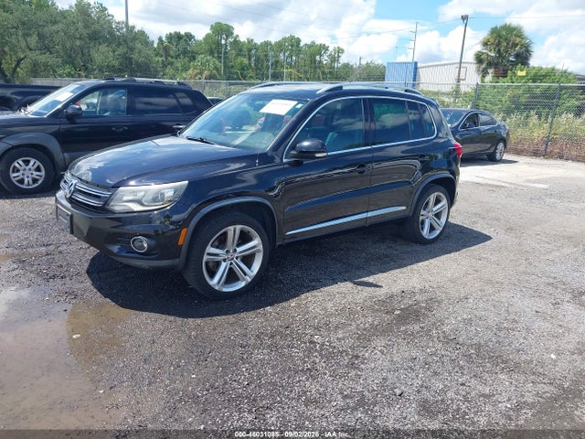 2015 Volkswagen Tiguan R-line მანქანა იყიდება აუქციონზე, vin: WVGBV7AX4FW503210, აუქციონის ნომერი: 46031085