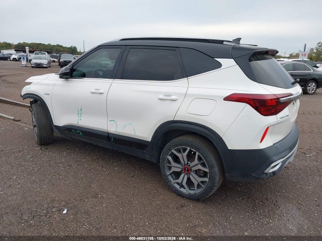2021 Kia Seltos S Turbo მანქანა იყიდება აუქციონზე, vin: KNDEUCA29M7041381, აუქციონის ნომერი: 46031156