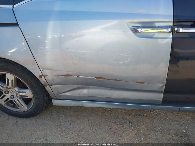 46031197 :رقم المزاد ، 5FNRL5H92BB073387 vin ، 2011 Honda Odyssey Touring/touring Elite مزاد بيع