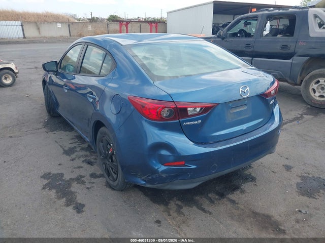 Продаж на аукціоні авто 2018 Mazda Mazda3 Sport, vin: 3MZBN1U75JM242625, номер лоту: 46031209