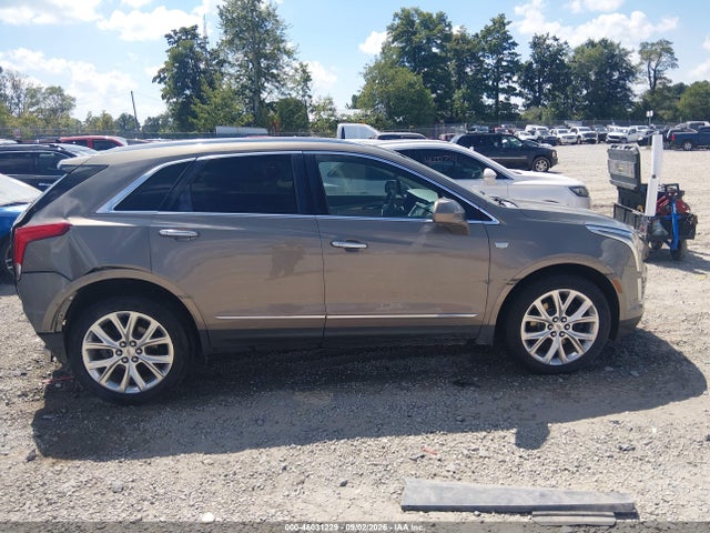 46031229 :رقم المزاد ، 1GYKNDRSXHZ247307 vin ، 2017 Cadillac Xt5 Luxury مزاد بيع