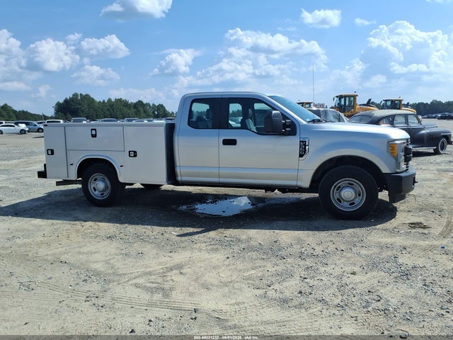 2017 Ford F-350 Xl მანქანა იყიდება აუქციონზე, vin: 1FD8X3A69HEE07473, აუქციონის ნომერი: 46031232