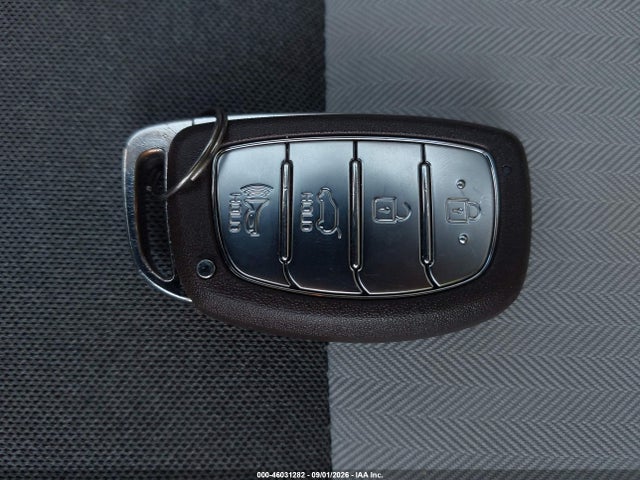 Продажа на аукционе авто 2020 Hyundai Ioniq Hybrid Blue, vin: KMHC65LC8LU232028, номер лота: 46031282